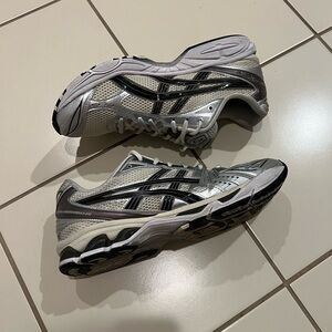 Asics Gel-Kayano 14, Silver, Black, White and Cream Running Shoes